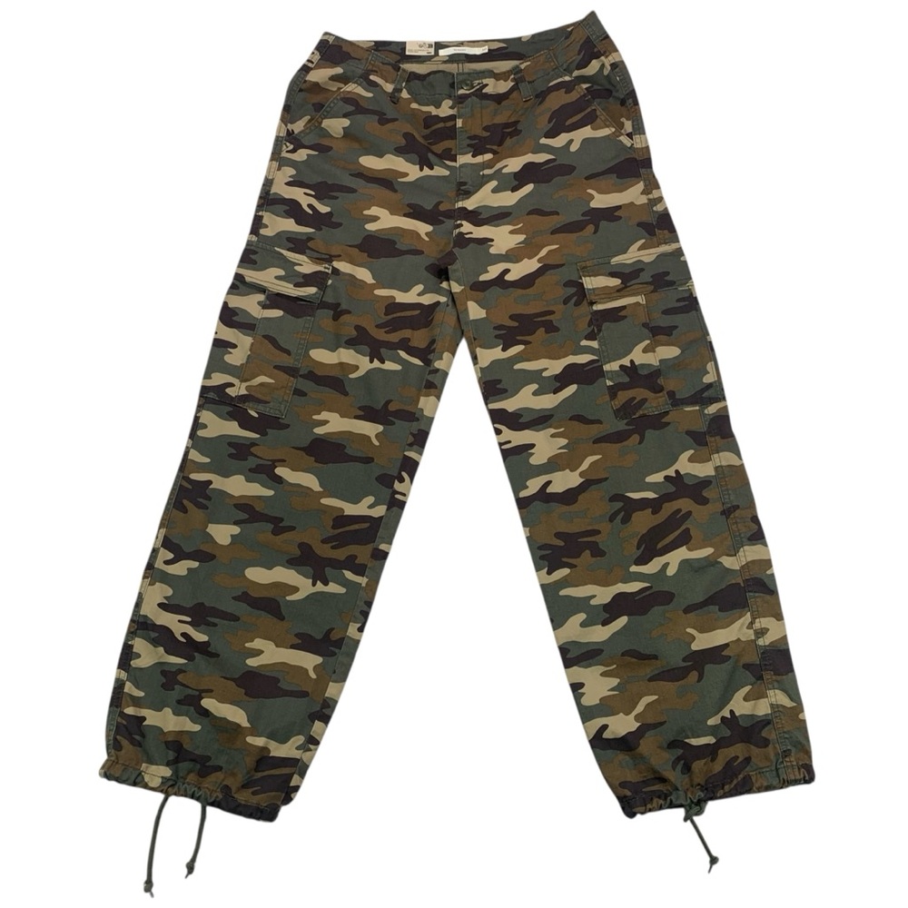 Levi’s Men’s Size 30x29 94 Baggy Cargo Pants Camo Green